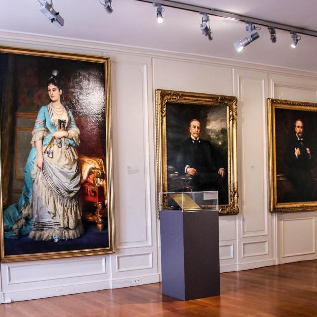 Salle des portraits au Musée de l'Homme et de l'Industrie, Le Creusot