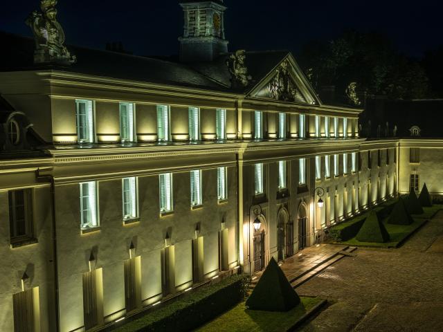 Château de la Verrerie by night, Le Creusot.