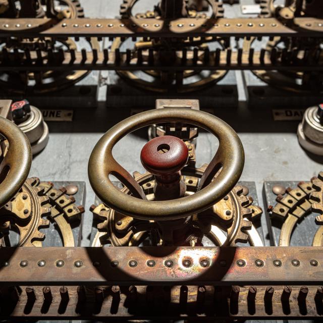 Detail of the machinery at the Petit Théâtre de la Verrerie, Le Creusot.