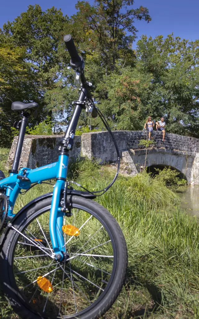 Canal du Centre by bike