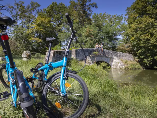 Canal du Centre à vélo