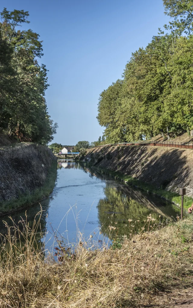 Sentier d'interprétation de la tranchée, Génelard