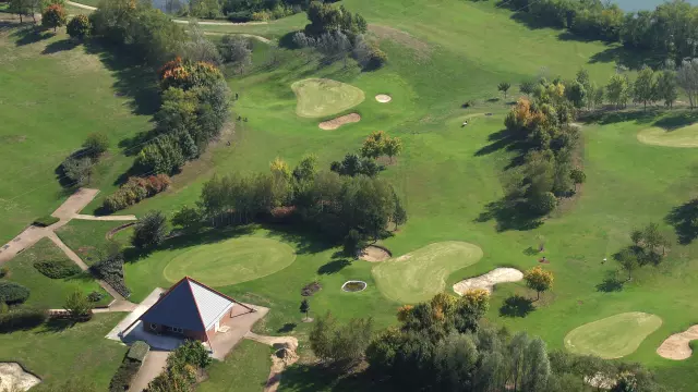 Golf Municipal Montceau Les Mines