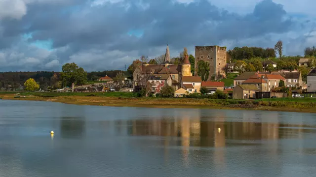 Vue sur le village de Saint-Sernin-du-Bois