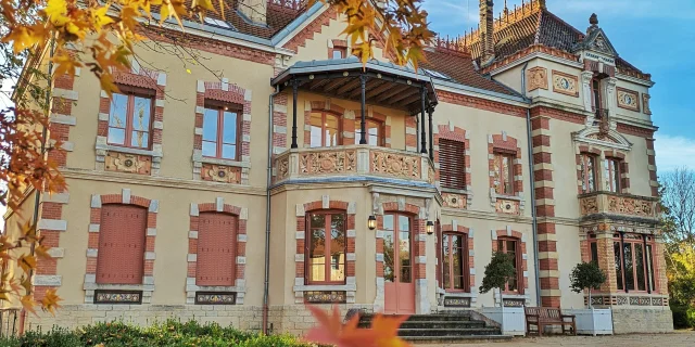 La Villa Perrusson à l'automne.