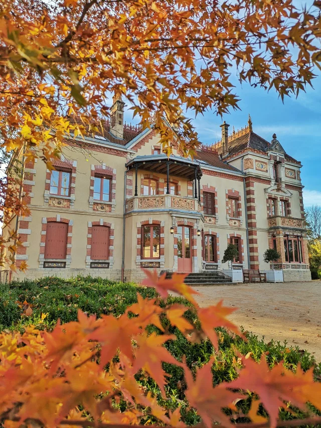 La Villa Perrusson à l'automne.