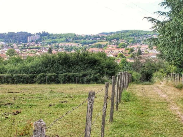 Le Creusot vu de Montvaltin.