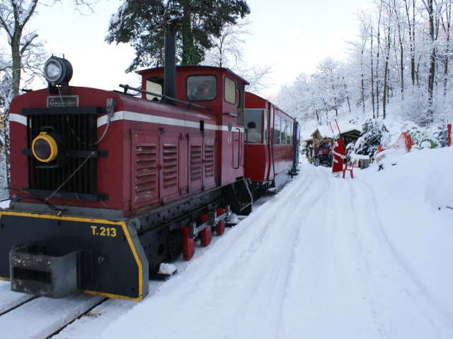 Train du Père Noël au Parc des Combes, Le Creusot.