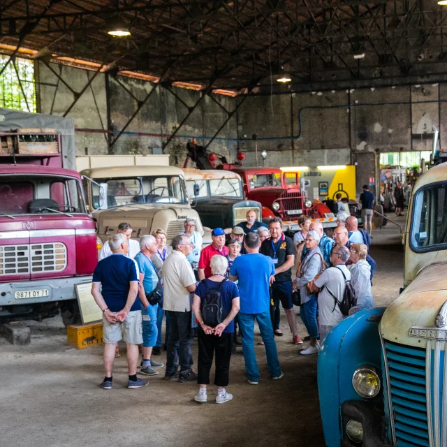 Visite en groupe à l'Usine Aillot, Montceau-les-Mines.