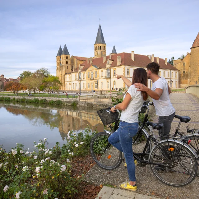 À vélo à Paray-le-Monial.